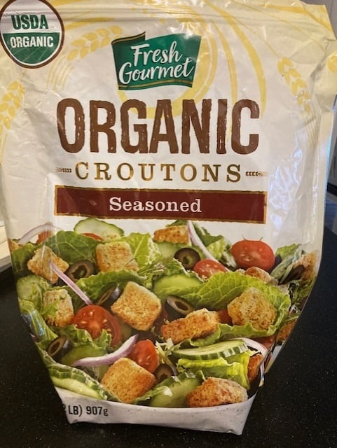 fresh gourmet organic croutons front