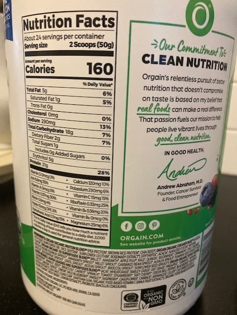 ingredients panel for chocolate protein powder