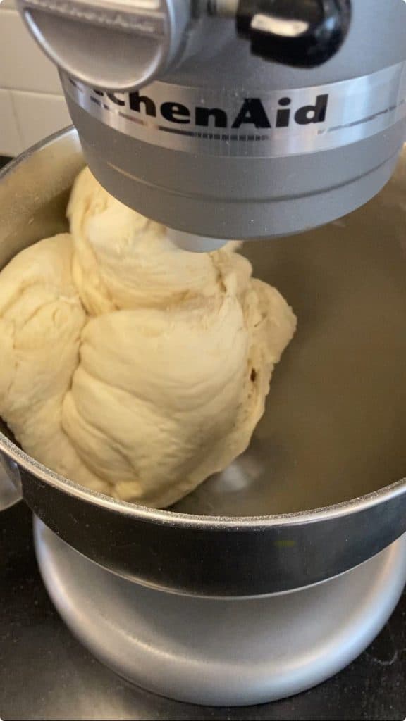 mixier kneading bread dough